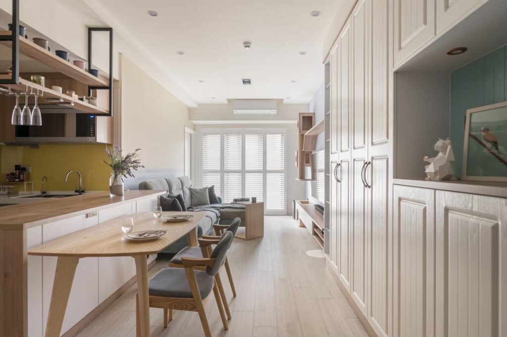 百葉窗具有多種功能，有其他窗簾難以比擬的優點