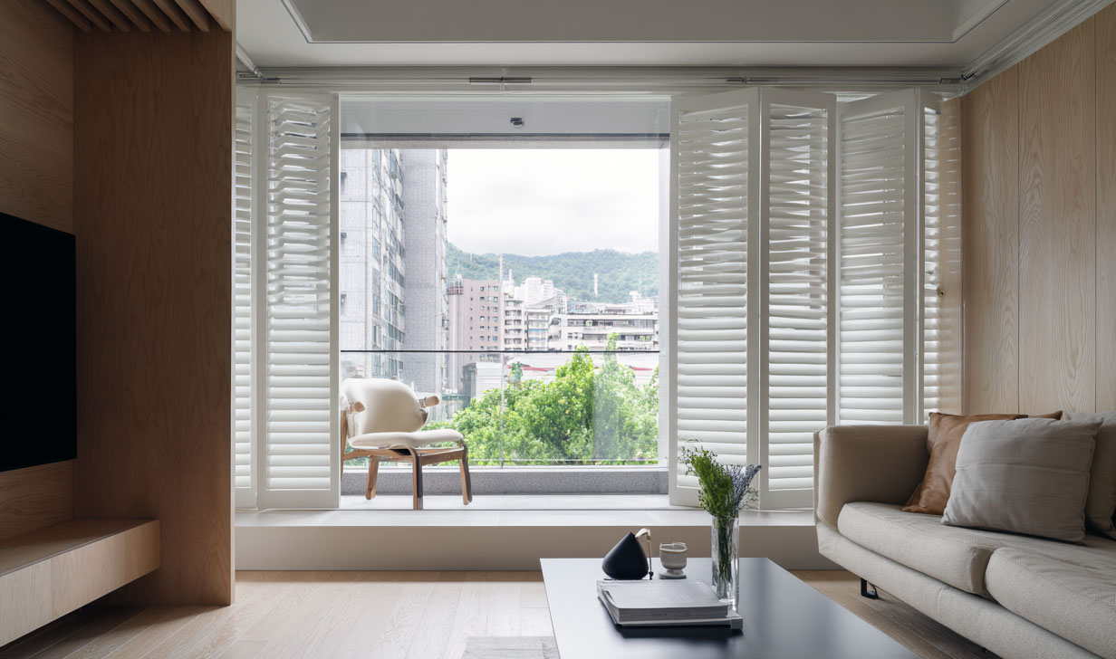 Deco Shutters百葉窗簾-實木百葉窗、塑鋁百葉窗專業品牌，台灣專業百葉窗品牌｜實木百葉窗・客製設計安裝首選